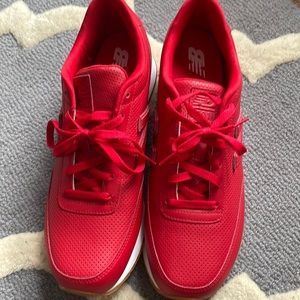 Men’s  New Balance sneakers like new